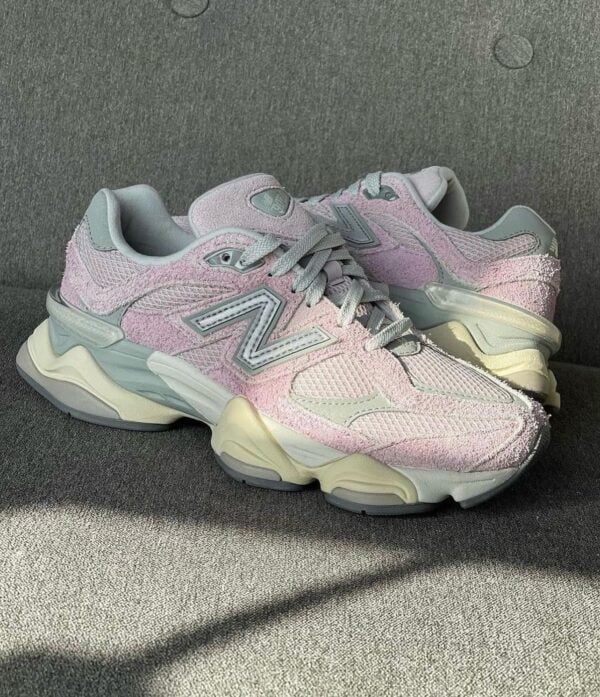 NEW BALANCE NB 9060 Pink Grey 4 https://shoesstoreindia.com/shop/new-balance-nb-9060-pink-grey/